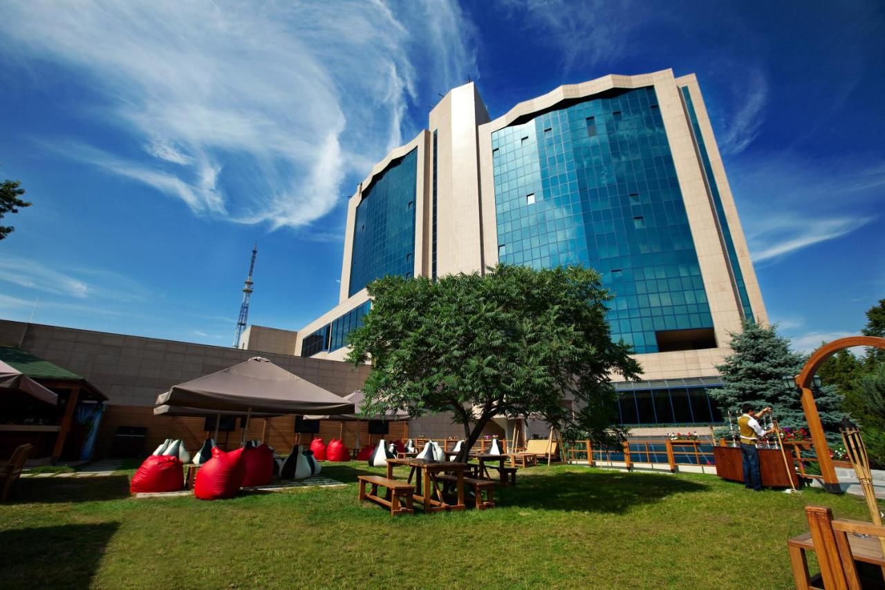 Отель InterContinental Almaty Алматы