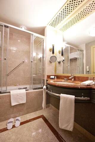 Отель InterContinental Almaty Алматы Двухместный номер Делюкс с 2 отдельными кроватями-5