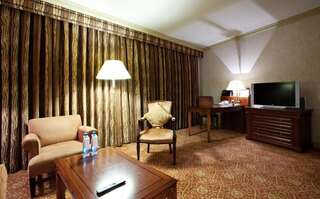 Отель InterContinental Almaty Алматы Полулюкс с кроватью размера "king-size"-4